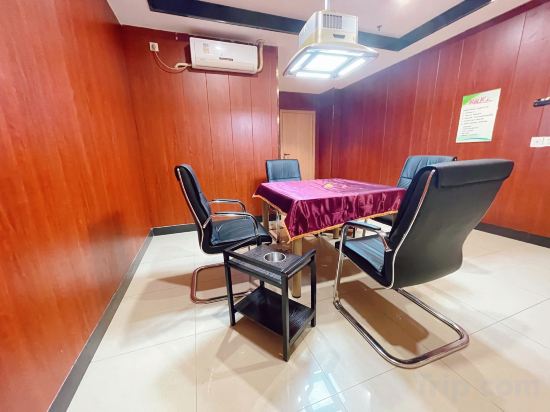 Фото Vienna Hotel Dongguan Tangxia Binfen Plaza