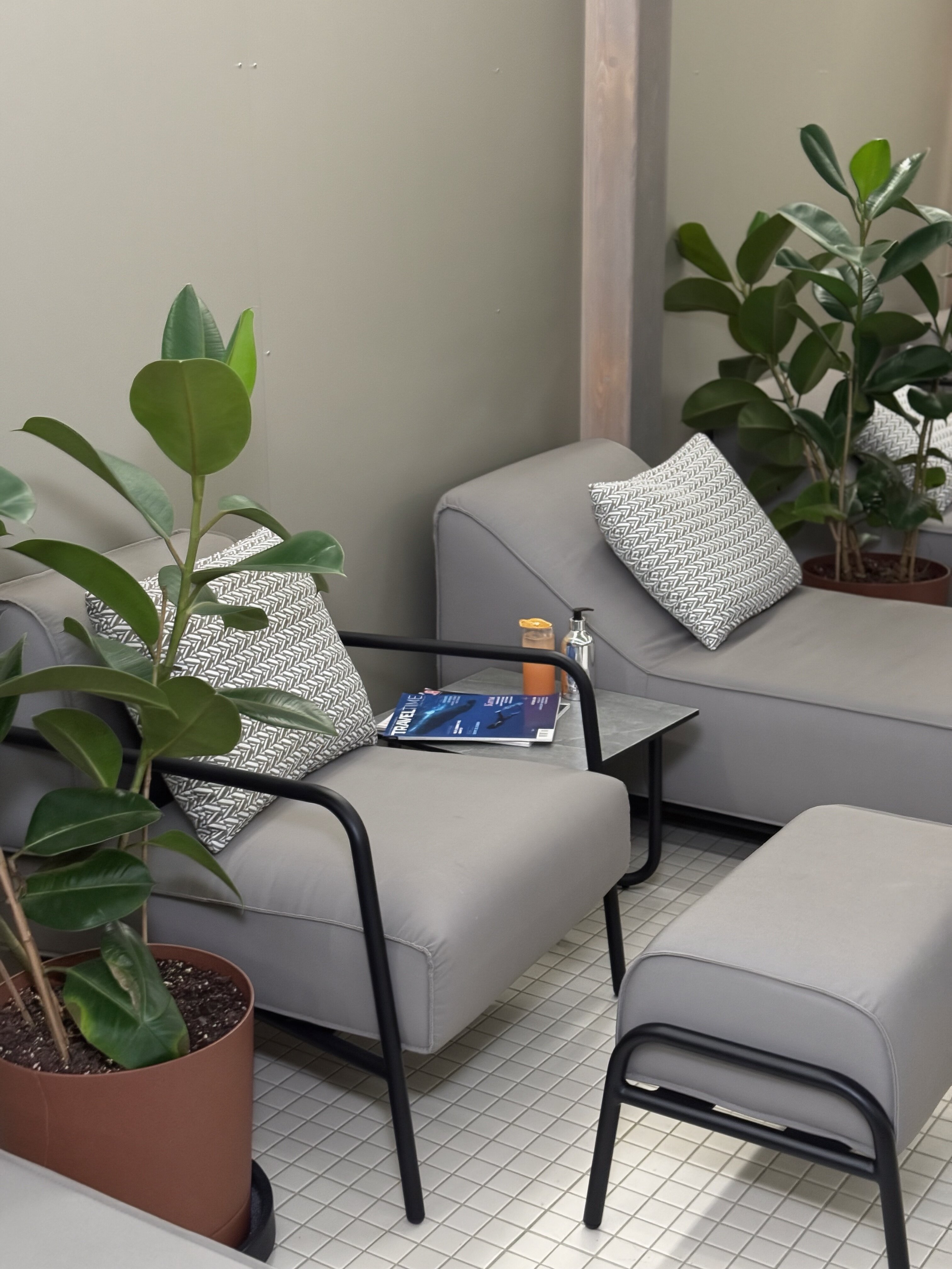 Фото Mr.Just`s Hotel