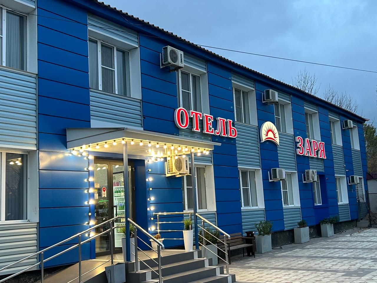 Фото отеля 1