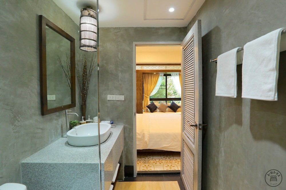 Фото Amaka Bed & Breakfast