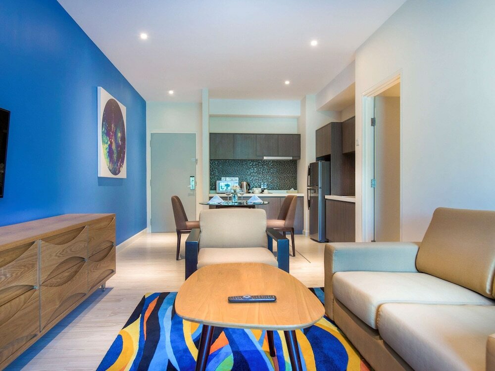 Фото Mercure Kota Kinabalu City Centre