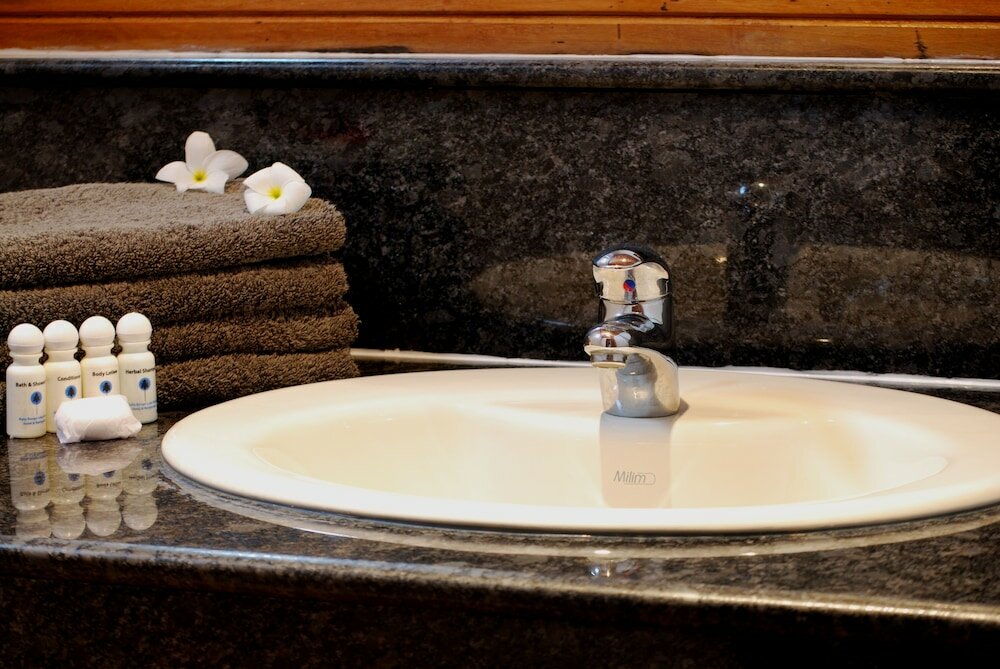 Фото Kalla Bongo Lake Resort