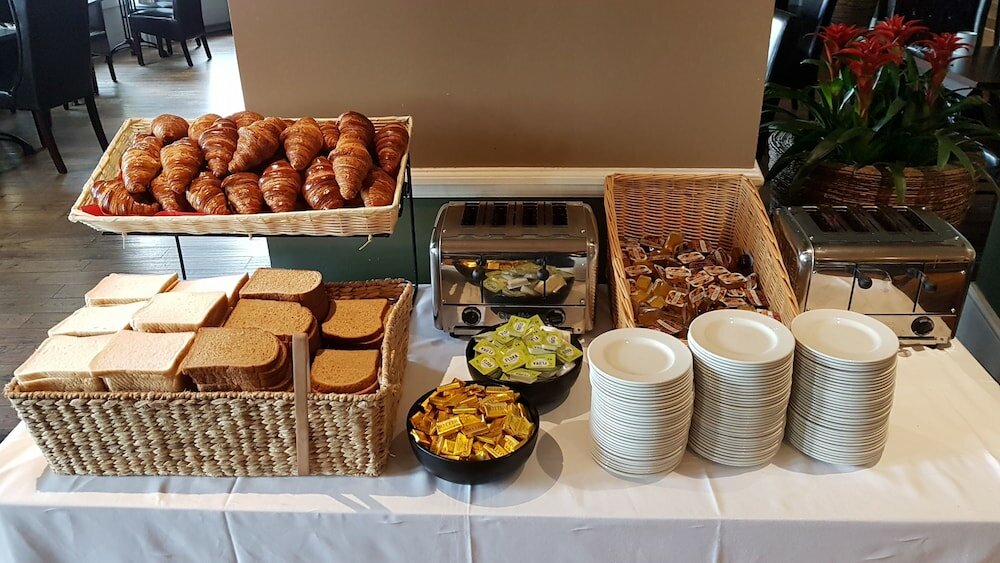 Фото Queens Hotel