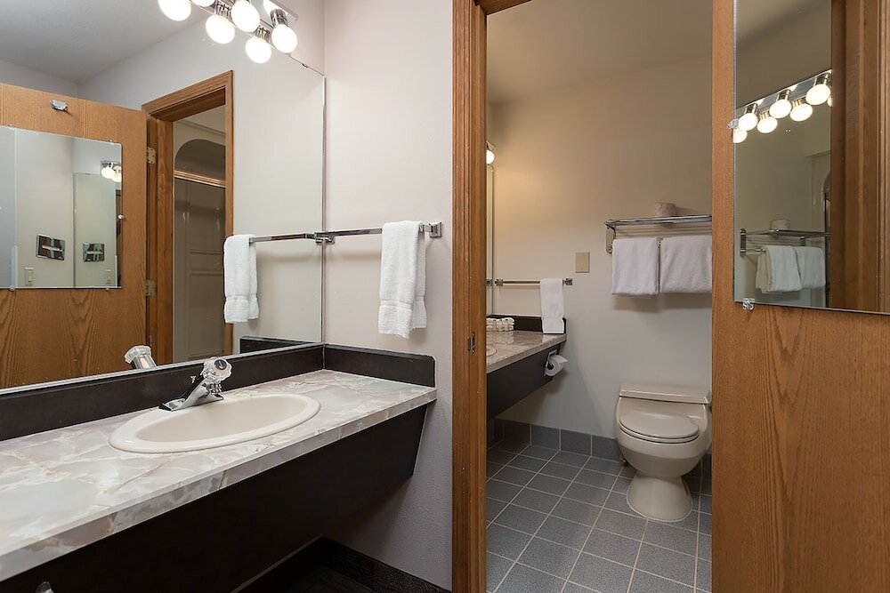Фото Shilo Inn Suites Hotel - Bend