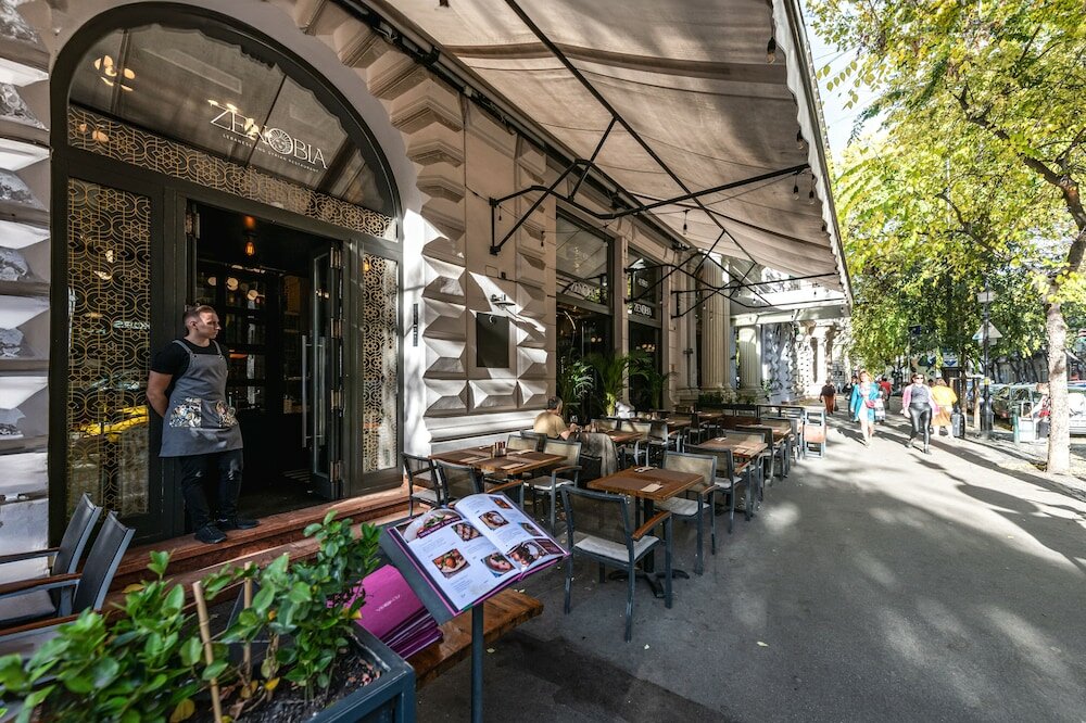 Фото Hotel Moments Budapest