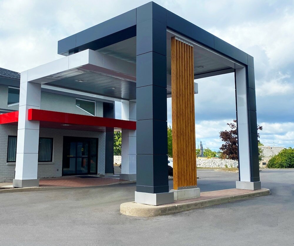 Фото Comfort Inn Brossard