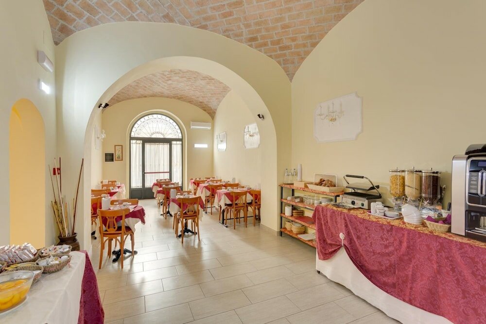 Фото Hotel RomAntica