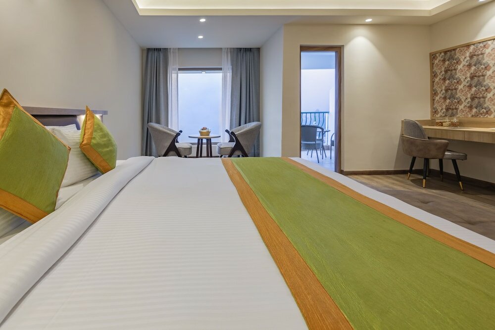 Фото Sterling Nainital