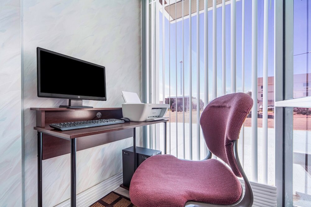 Фото Hospitality Inn