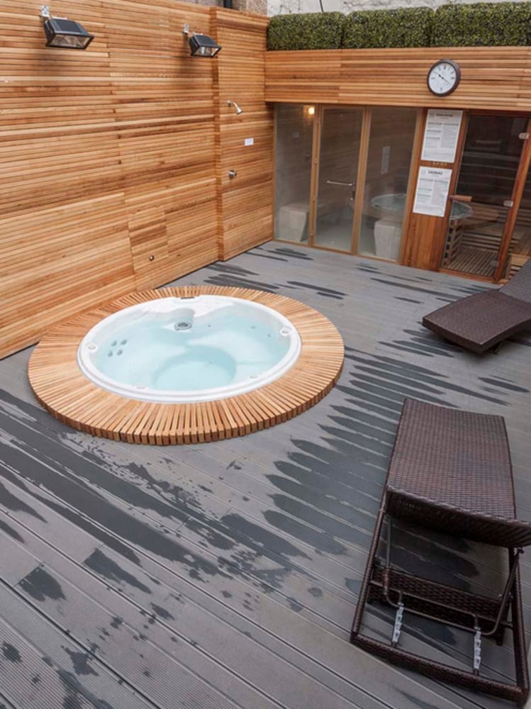 Фото New Bath Hotel and SPA