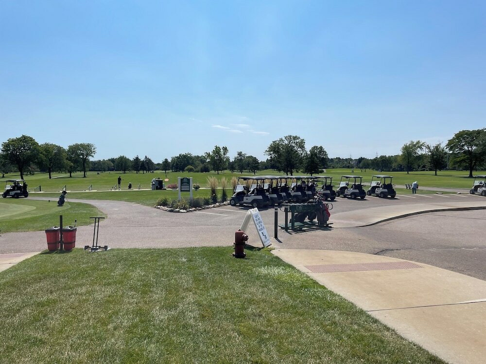 Фото Holiday Inn & Suites Farmington Hills - Detroit Nw