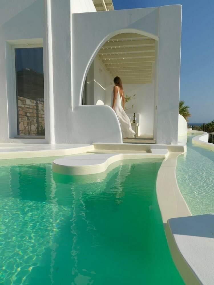 Фото Aloni Hotel