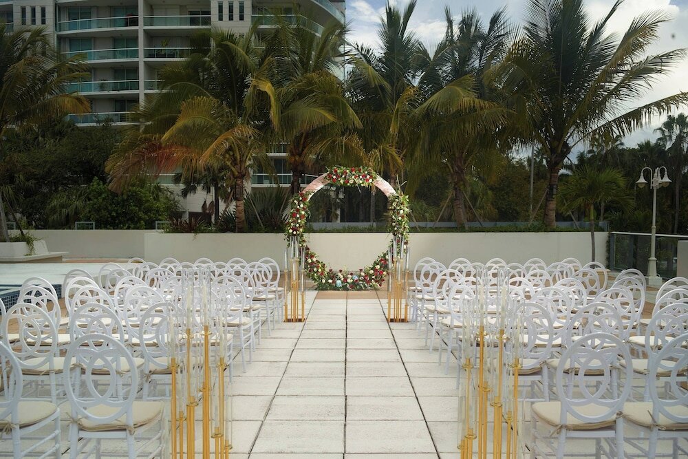 Фото Courtyard Miami Coconut Grove