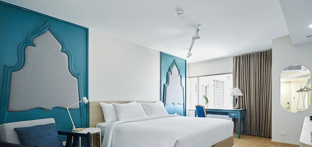 Фото Отель 56 Surawong Hotel Bangkok