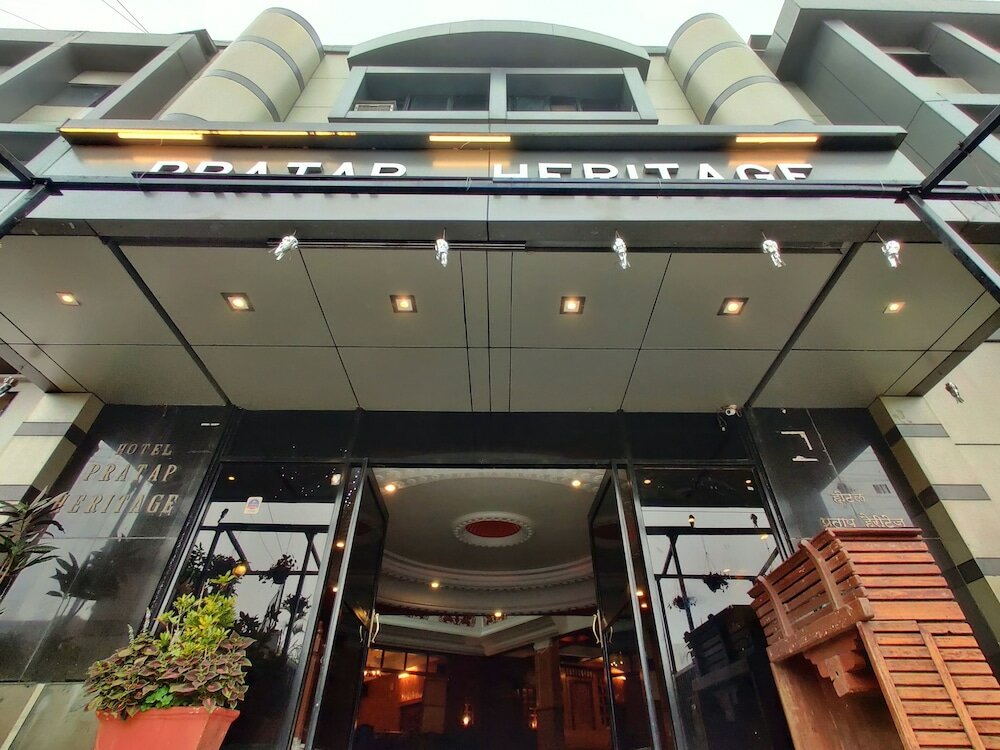 Фото Hotel Pratap Heritage