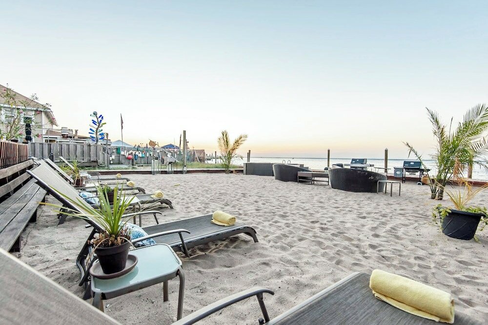 Фото The Palms Hotel Fire Island