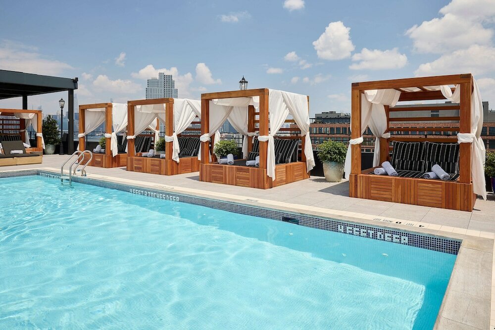 Фото The Williamsburg Hotel