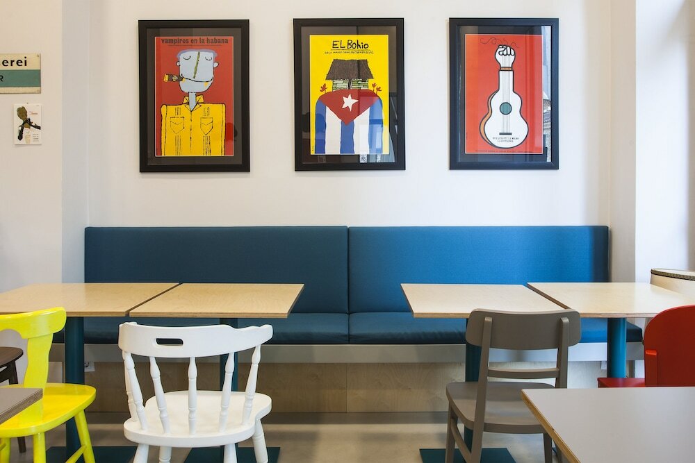 Фото The Caravan