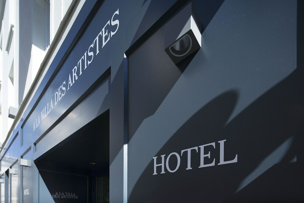 Фото Hôtel A La Villa des Artistes