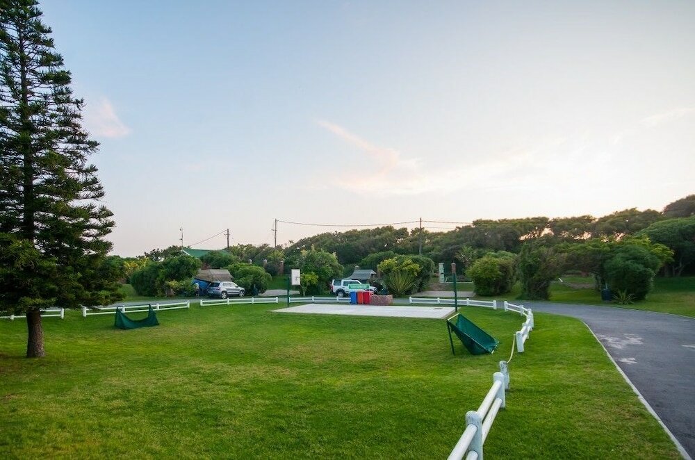 Фото Pine Lodge Resort