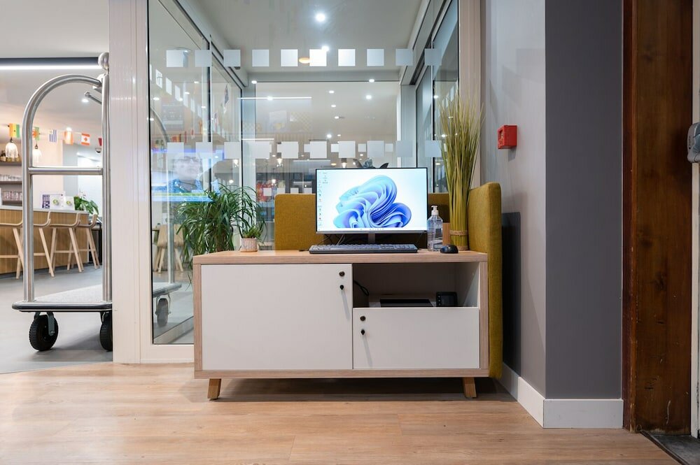 Фото Holiday Inn Calais