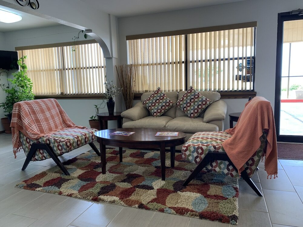 Фото Knights Inn Slaton