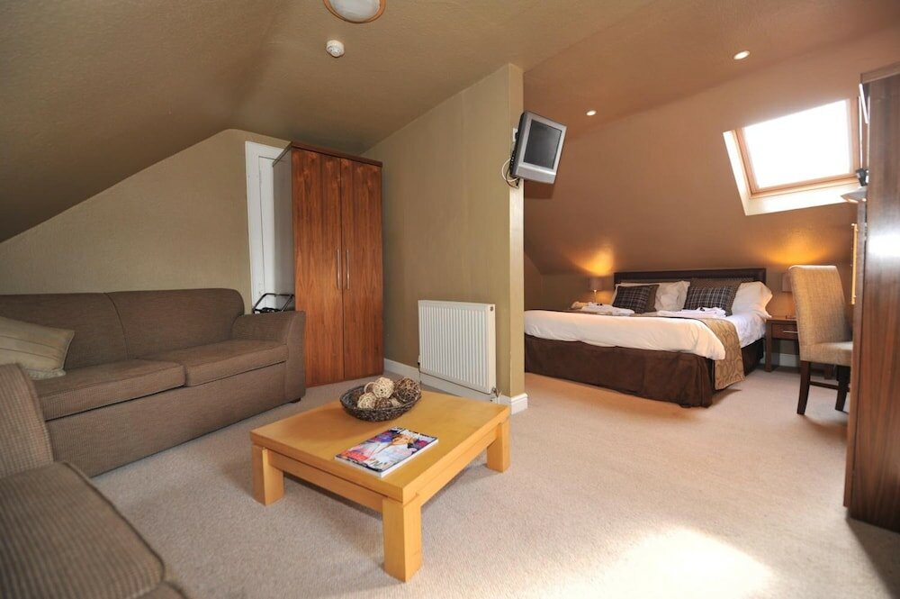 Фото Poppies Hotel