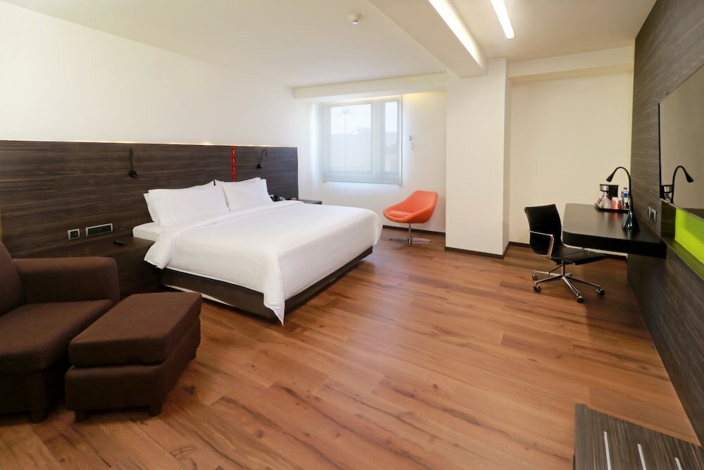 Фото Holiday Inn Express Mexico Aeropuerto