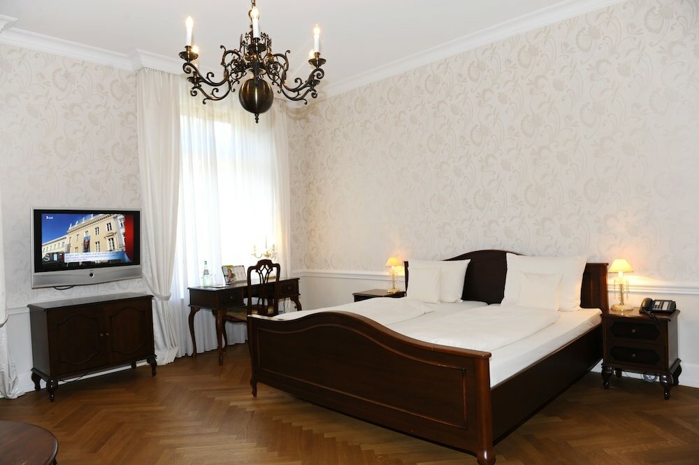 Фото Heliopark Bad Hotel