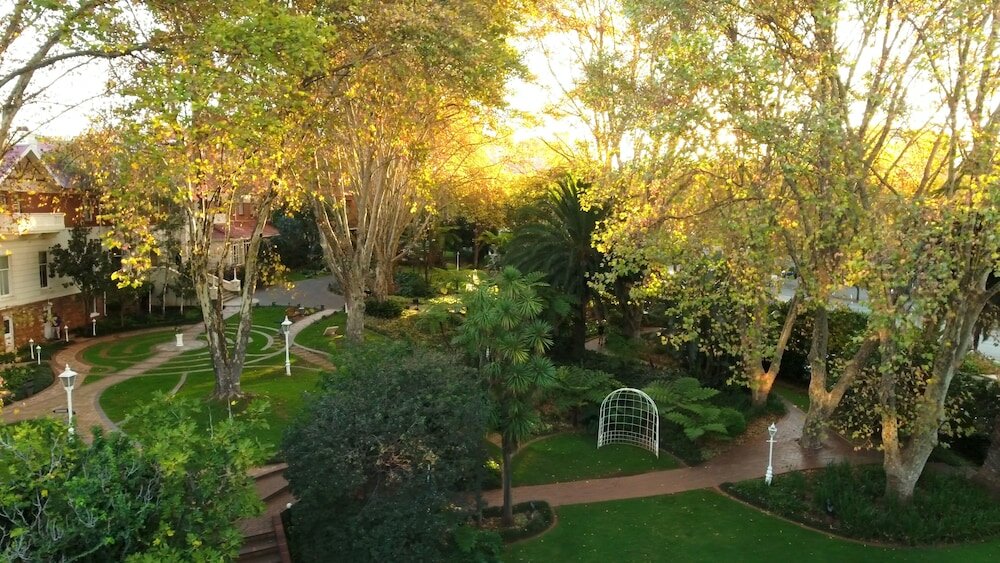 Фото Holiday Inn Johannesburg Sunnyside Park