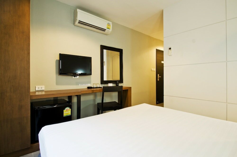 Фото Di Place Hotel