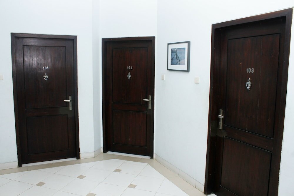 Фото Allegro Holiday Suites