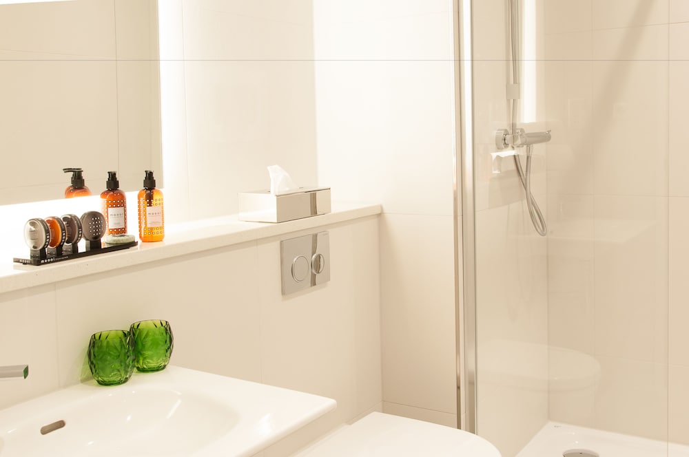 Фото Premier Suites Plus Rotterdam