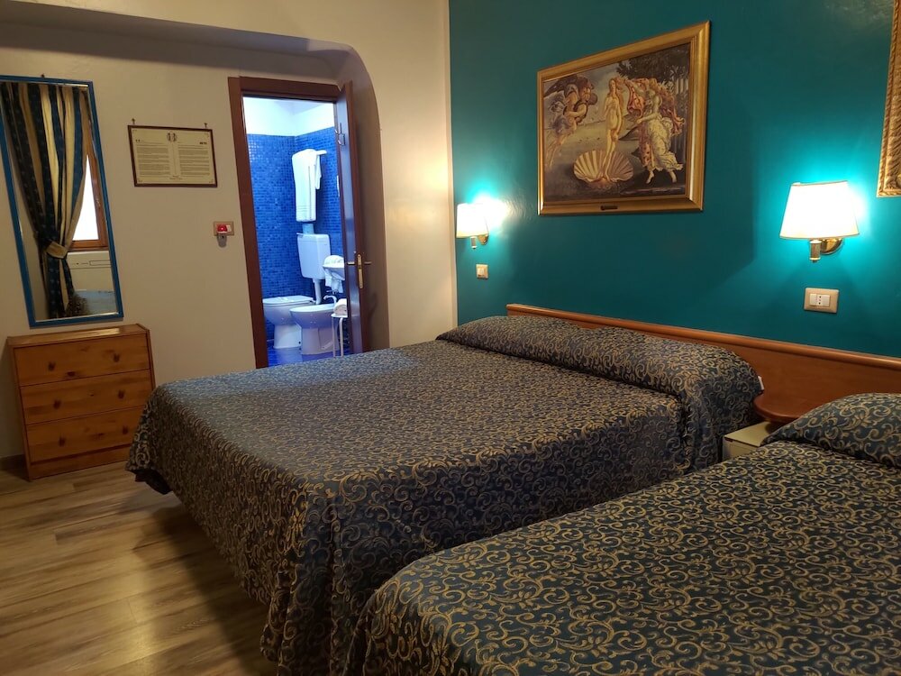 Фото Hotel Santa Croce