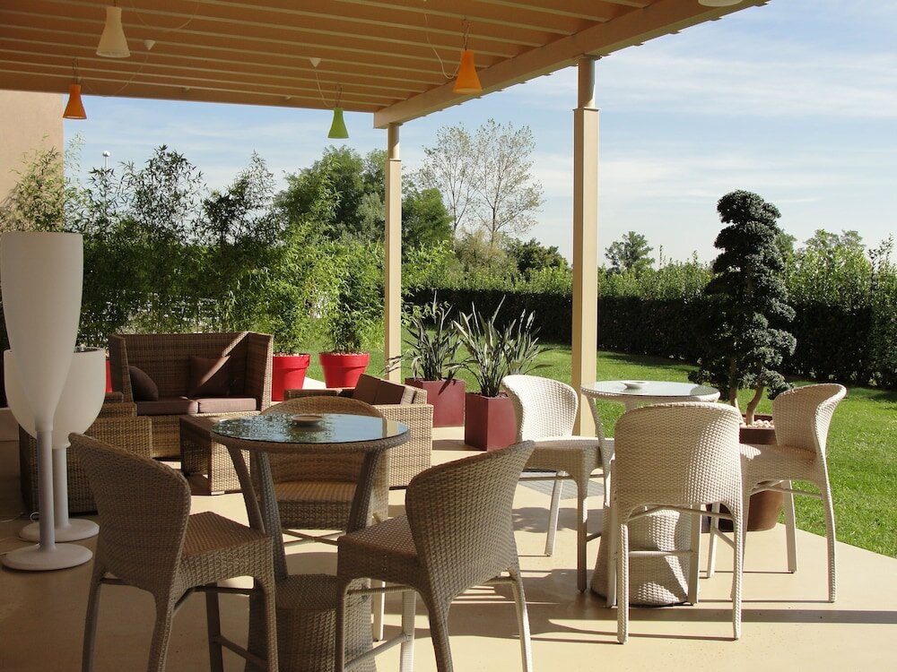 Фото Hotel Omnia