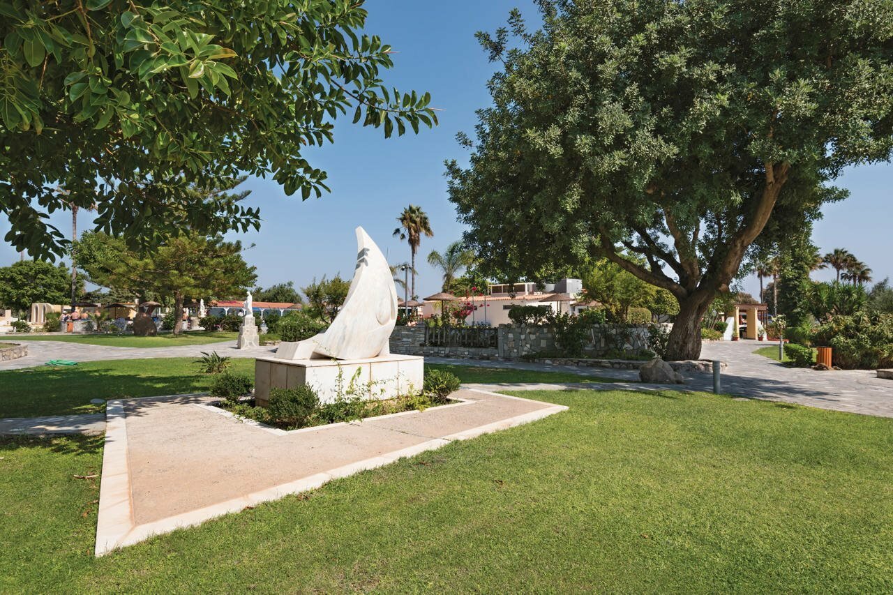 Фото Atlantis Hotel