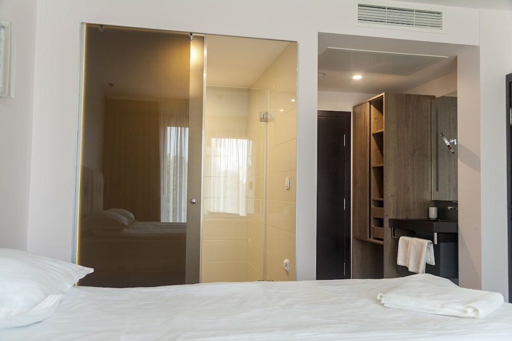 Фото Amiral Hotel