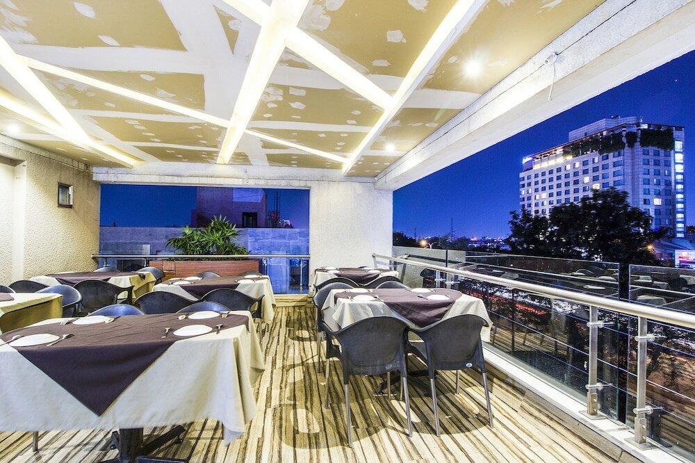 Фото Fabhotel Prime Avenue