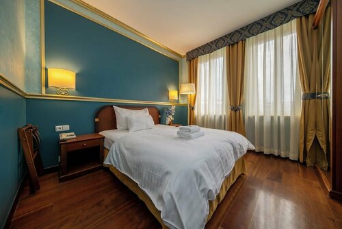 Внешний вид отеля Hotel Kinsky Fountain в Столице Праге, фото 5