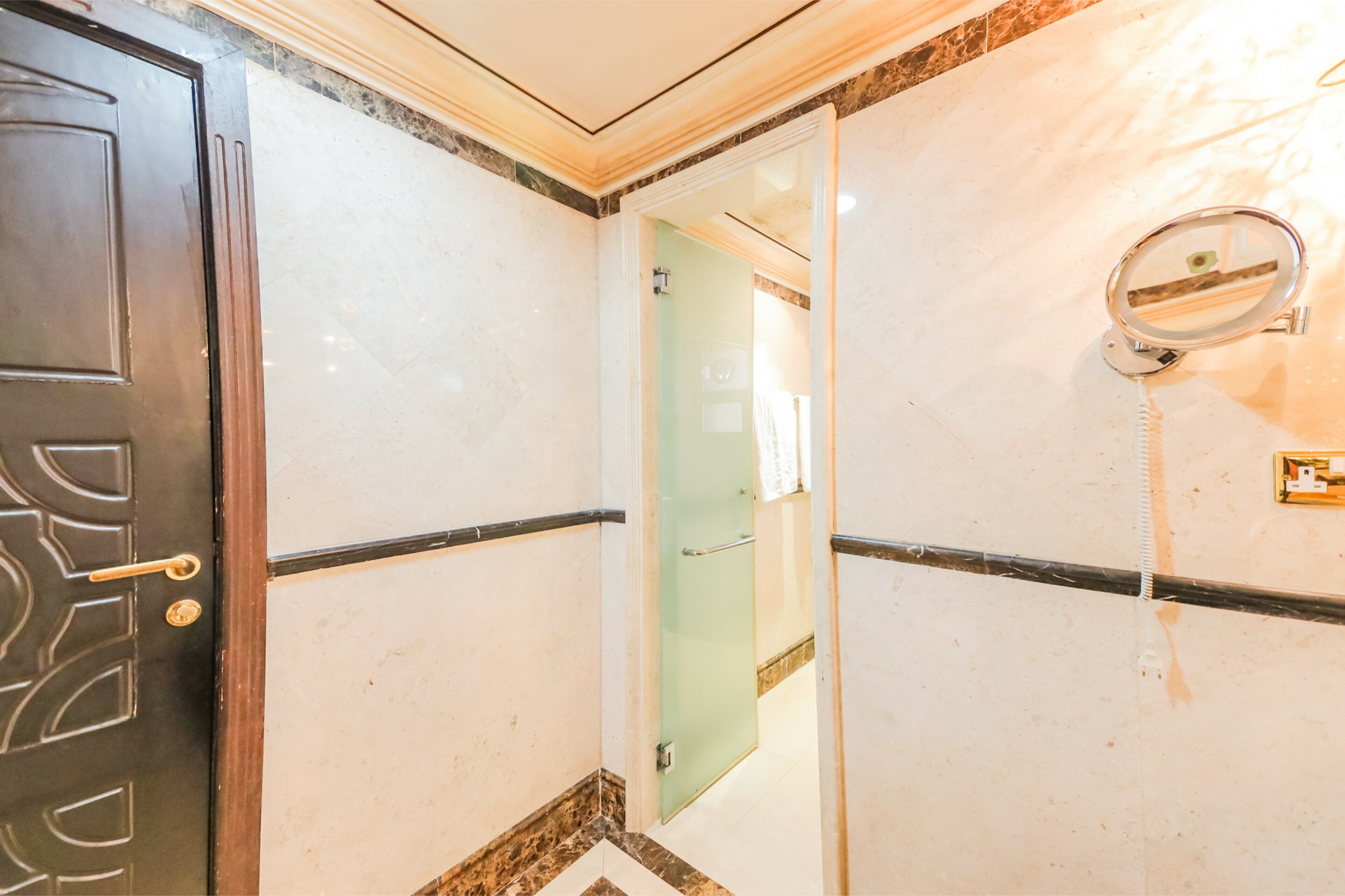 Фото Oyo 127 Bait Al Marmar Hotel