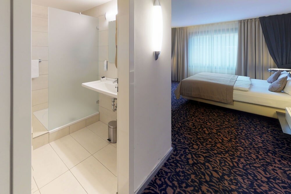 Фото Отель Alvisse Parc