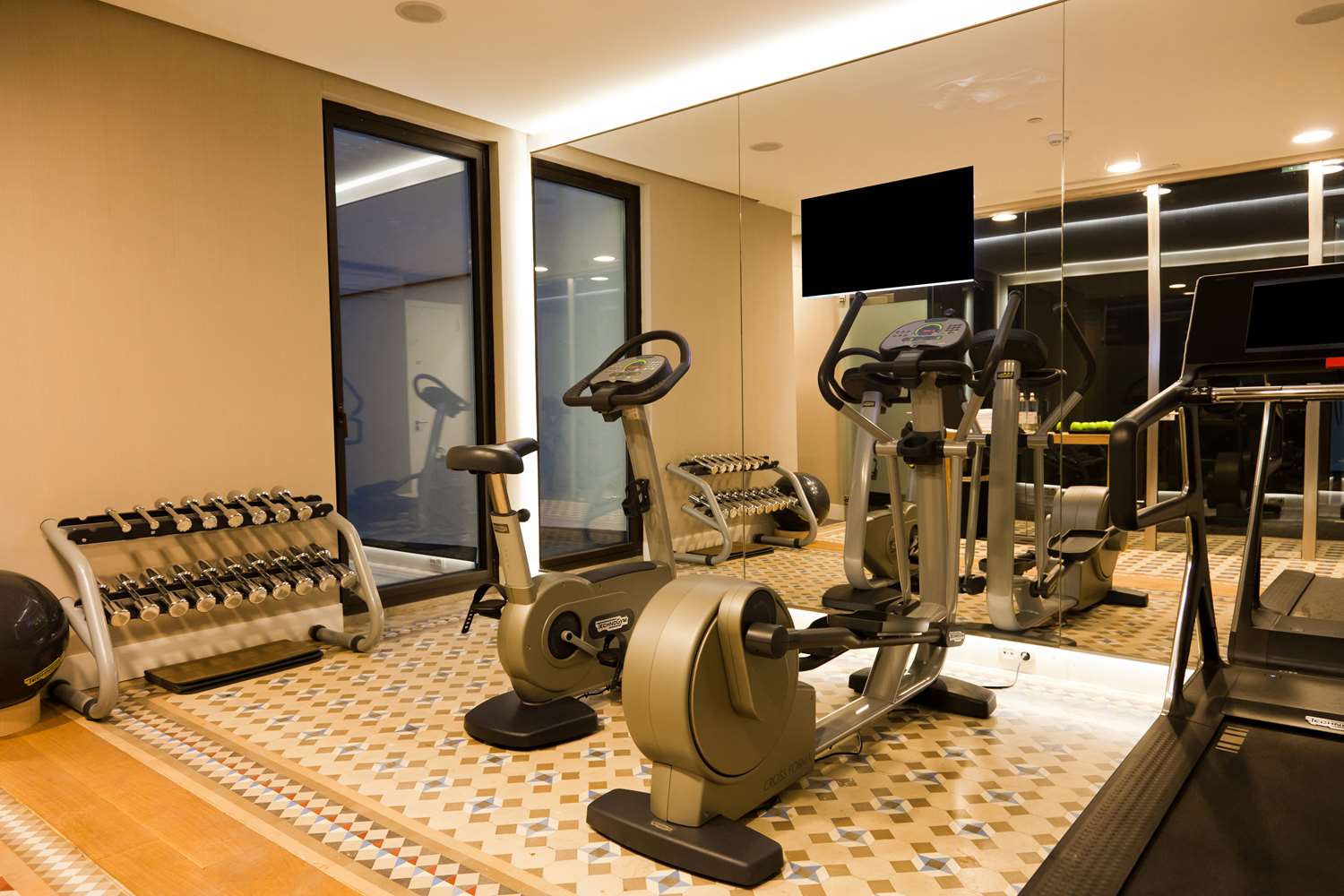 Фото Alexandra Barcelona Hotel, Curio Collection by Hilton