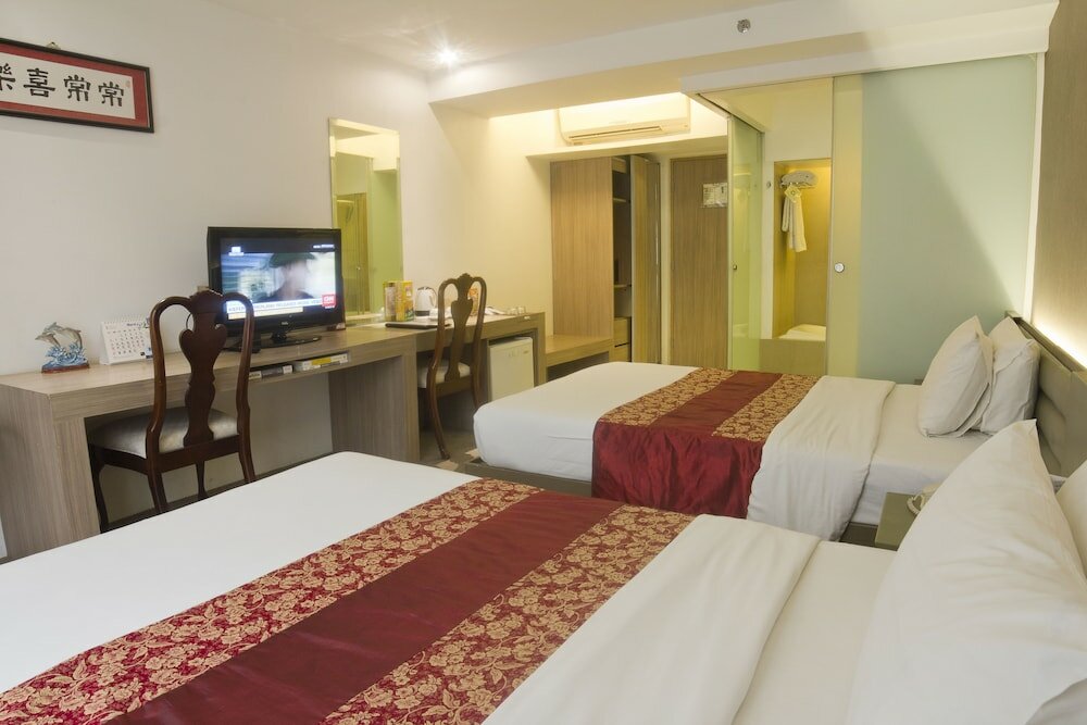 Фото The E-Hotel Makati