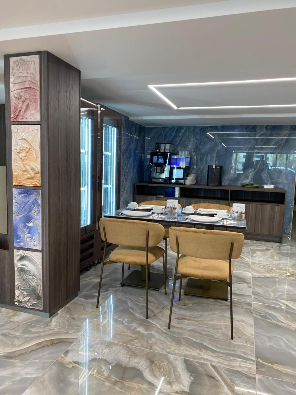 Фото Hotel Serena