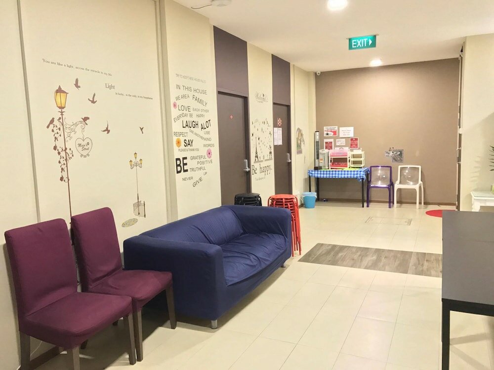 Фото Adamson Lodge - Hostel