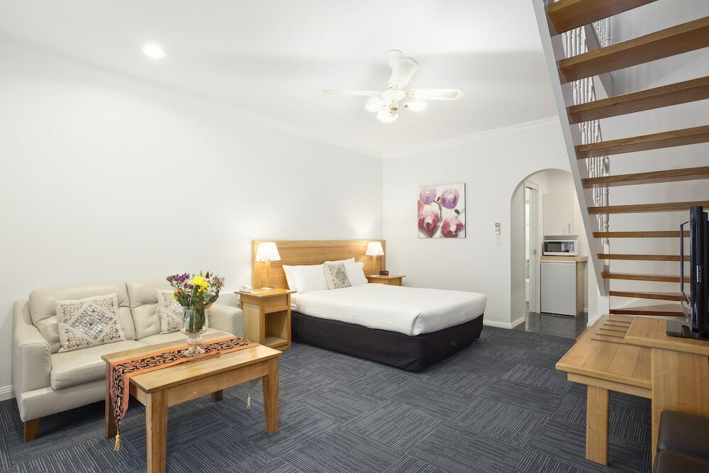 Фото Comfort Inn The International