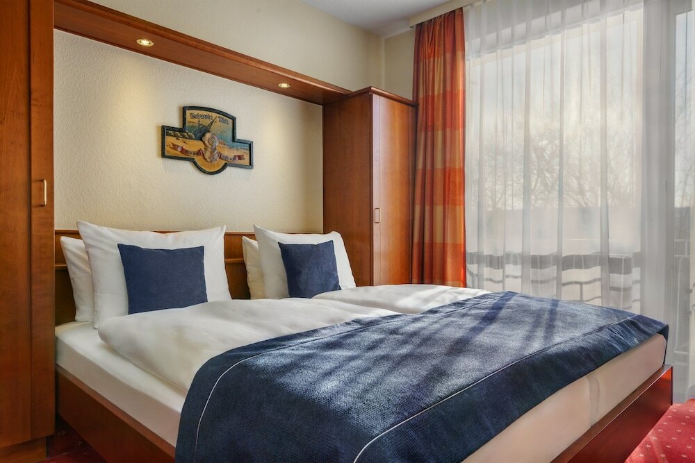 Фото Novum Hotel Hagemann Hamburg Hafen