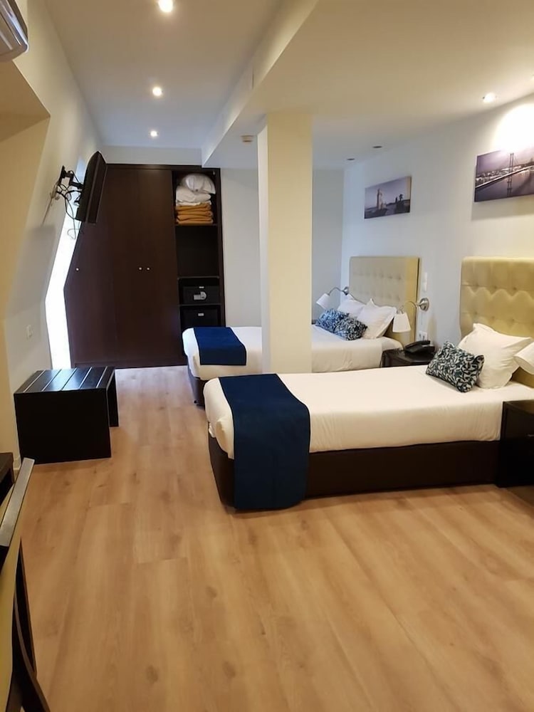 Фото Lisbon City Hotel