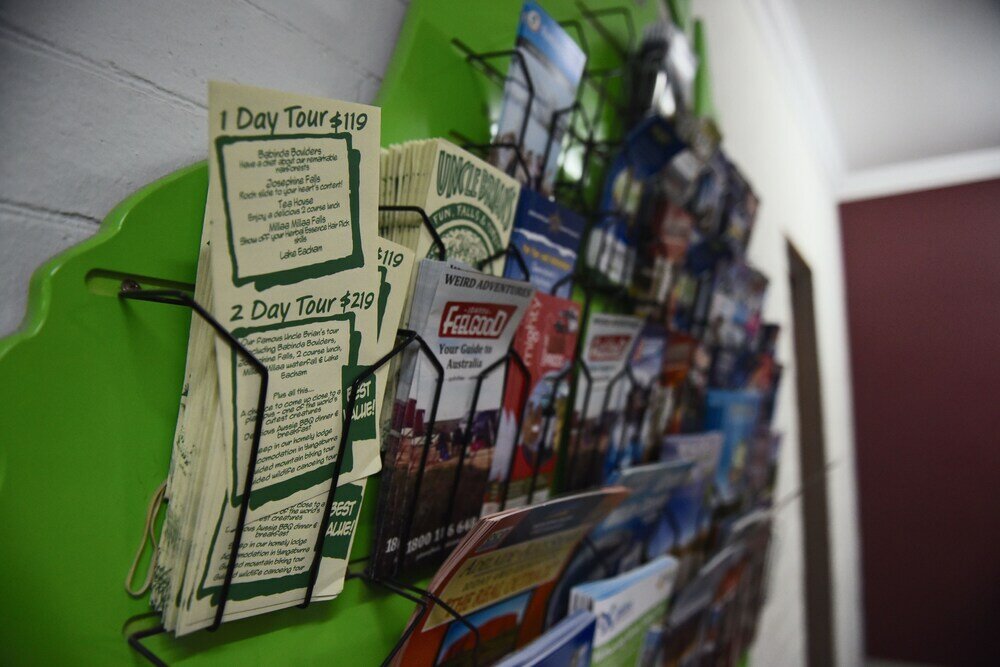 Фото The Emperors Crown Hostel