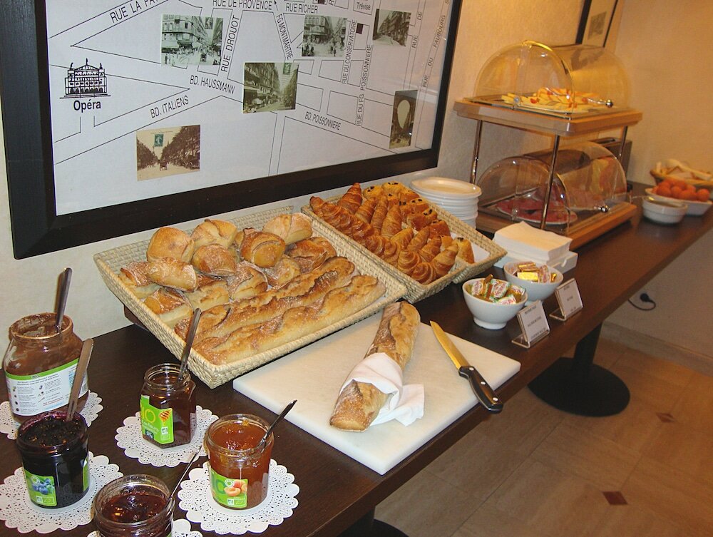 Фото Hotel Pax Opera